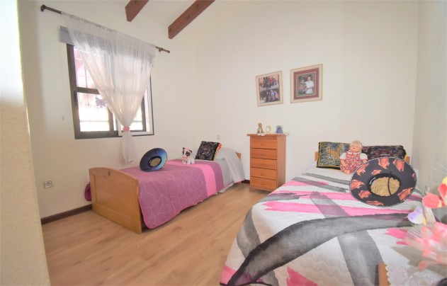 Resale - Villa - Orihuela Costa - Villamartín