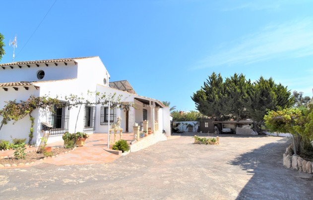 Resale - Villa - Orihuela Costa - Villamartín