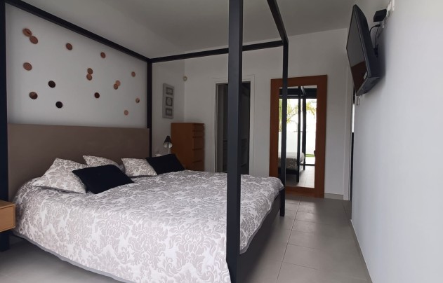 Resale - Villa - San Fulgencio - La Marina