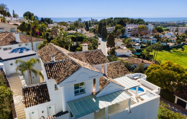 Resale - Villa - Marbella - Nueva Andalucía