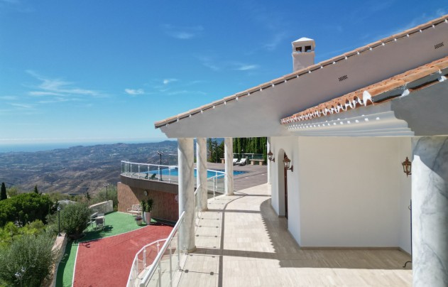 Resale - Villa - Malaga - Mijas