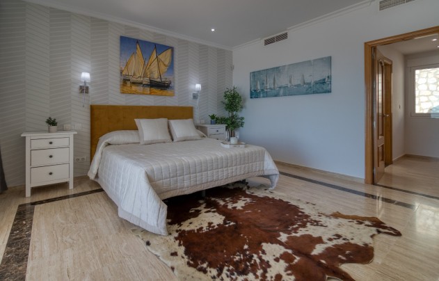 Resale - Villa - Malaga - Mijas