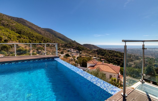 Resale - Villa - Malaga - Mijas