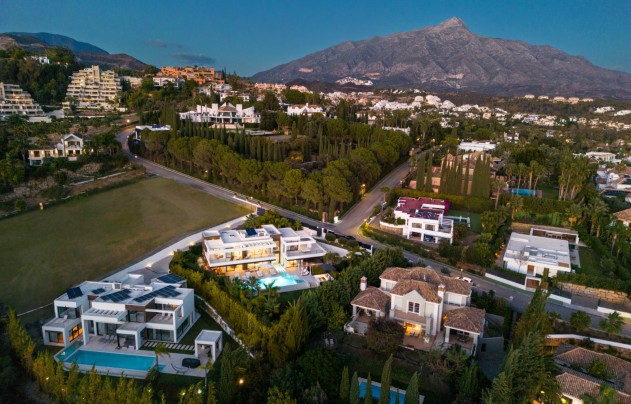 Herverkoop - Villa - Marbella - Nueva Andalucía