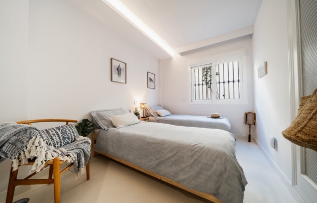 Herverkoop - Apartment - Benahavis - La Quinta