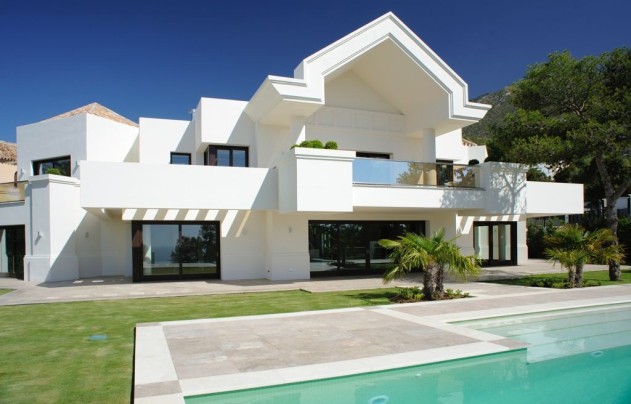 Resale - Villa - Marbella - Sierra Blanca