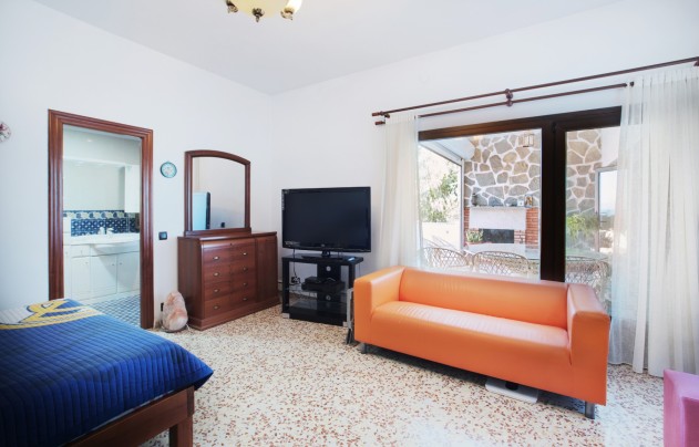 Resale - Villa - Torrevieja - La Mata