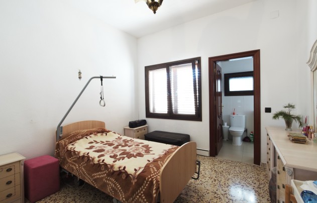 Resale - Villa - Torrevieja - La Mata