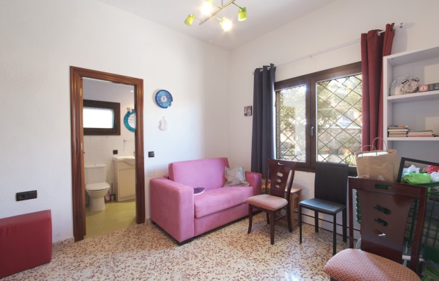 Resale - Villa - Torrevieja - La Mata