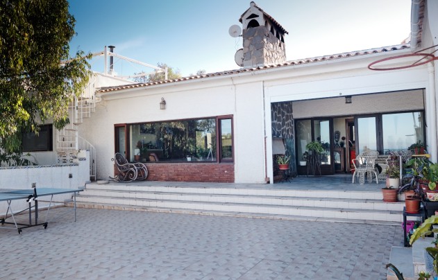 Resale - Villa - Torrevieja - La Mata