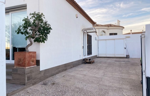 Resale - Villa - San Fulgencio - La Marina