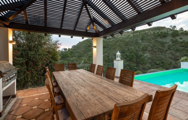 Resale - Villa - Benahavis - La Quinta