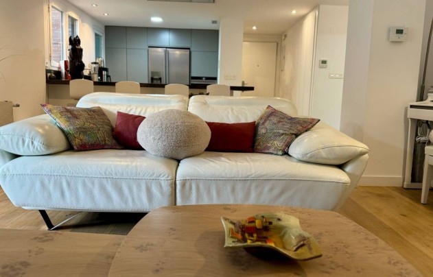 Resale - Apartment - Alicante - Vistahermosa