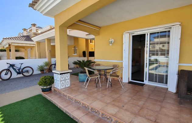 Revente - Villa - Orihuela Costa - La Zenia