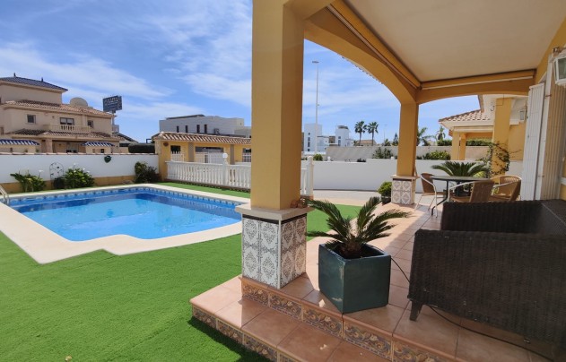 Revente - Villa - Orihuela Costa - La Zenia