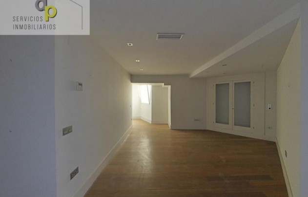 Resale - Apartment - Alicante - Center