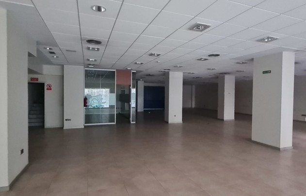 Resale - Commercial - Alicante - Luceros