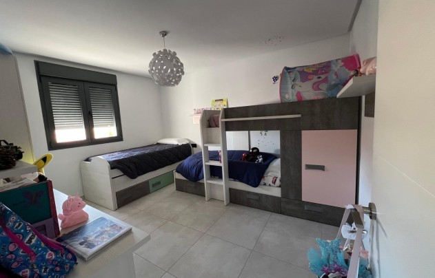 Resale - Villa - Torrevieja - El Chaparral