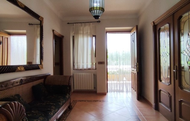 Resale - Villa - Cocentaina