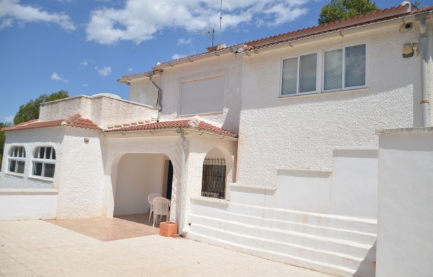 Resale - Villa - Pilar de la Horadada - Pinar de Campoverde