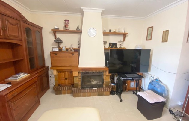 Resale - Villa - Torrevieja - El Chaparral