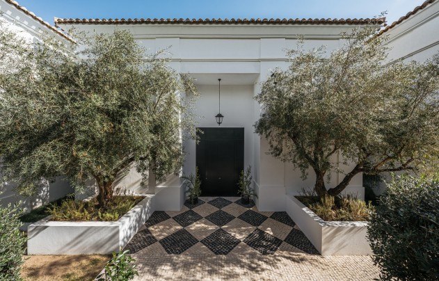 Resale - Villa - Benahavis