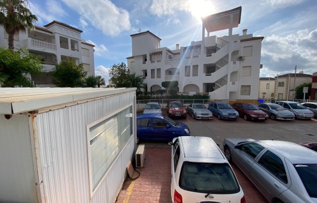 Resale - Commercial - Orihuela Costa - Villamartín