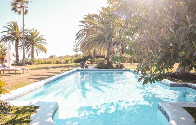 Resale - Villa - Benahavis