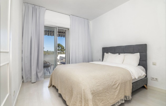 Reventa - Apartment - Marbella - Nueva Andalucía