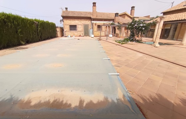 Resale - Villa - Lorca