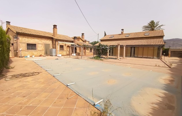 Resale - Villa - Lorca