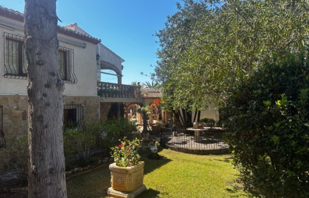 Resale - Villa - Jávea - Montgó