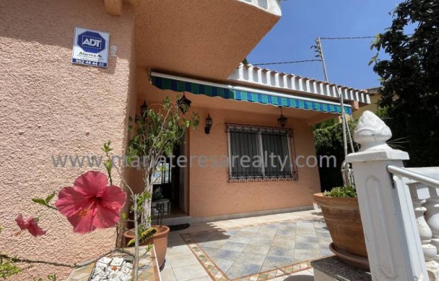 Resale - Villa - Los Urrutias - El Carmoli