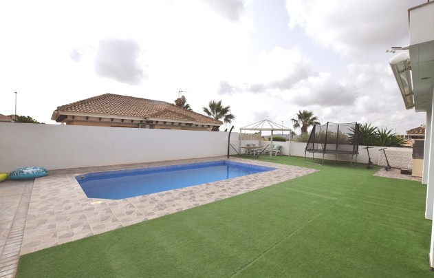 Resale - Villa - San Fulgencio - La Marina