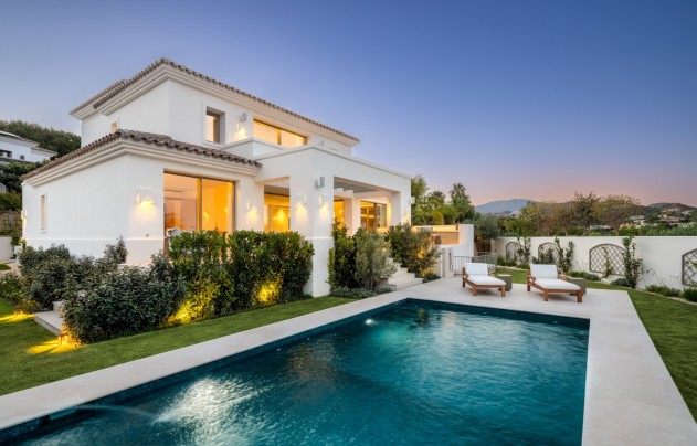 Resale - Villa - Benahavis - La Quinta