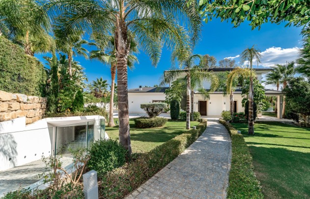 Herverkoop - Villa - Marbella - Nueva Andalucía