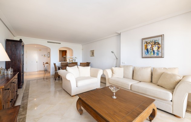 Resale - Apartment - Benahavis - Los Arqueros