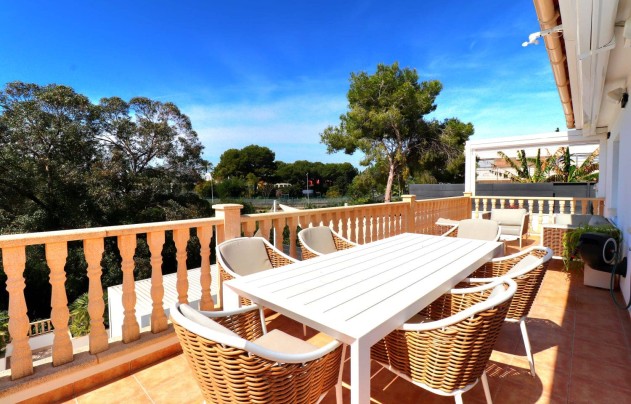 Resale - Villa - Orihuela Costa - Campoamor