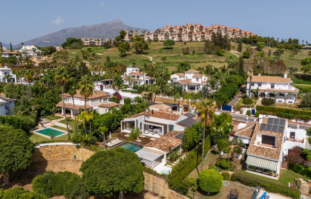 Herverkoop - Villa - Marbella - Nueva Andalucía