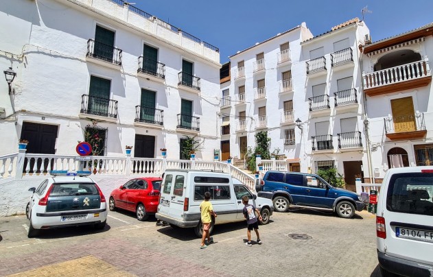 Resale - Commercial - Tolox - Marbella