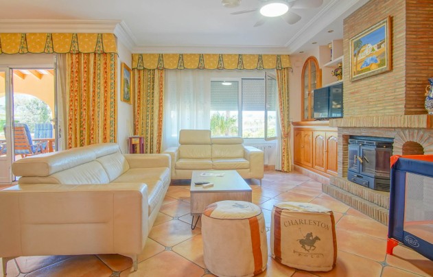 Resale - Villa - Benissa - Fustera