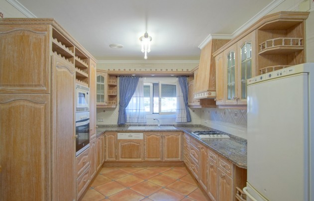 Resale - Villa - Benissa - Fustera