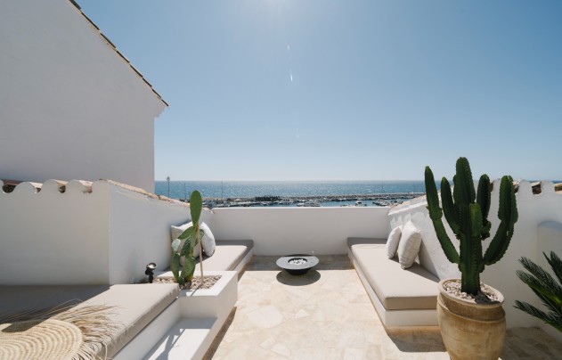 Resale - Apartment - Marbella - Puerto Banús