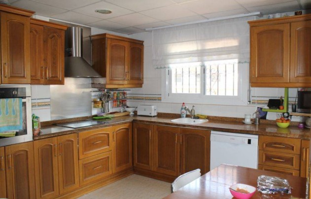 Resale - Villa - Benidorm - Poniente