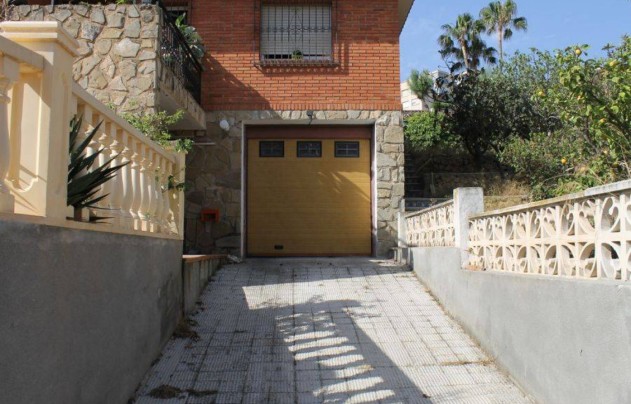 Resale - Villa - Benidorm - Poniente