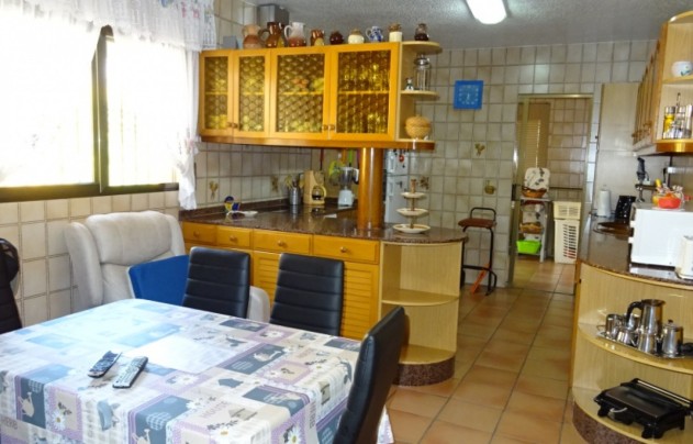 Resale - Villa - Benidorm - Poniente