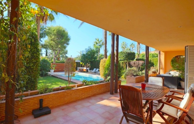 Resale - Villa - Benidorm - Coblanca