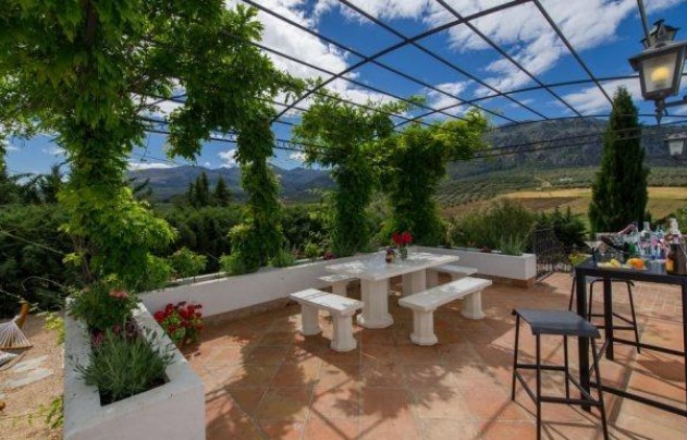 Resale - Villa - Villanueva del Rosario - Área de Antequera