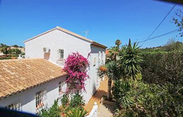 Resale - Villa - Denia - Altomira