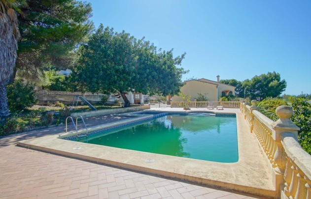 Resale - Villa - Denia - Campusos